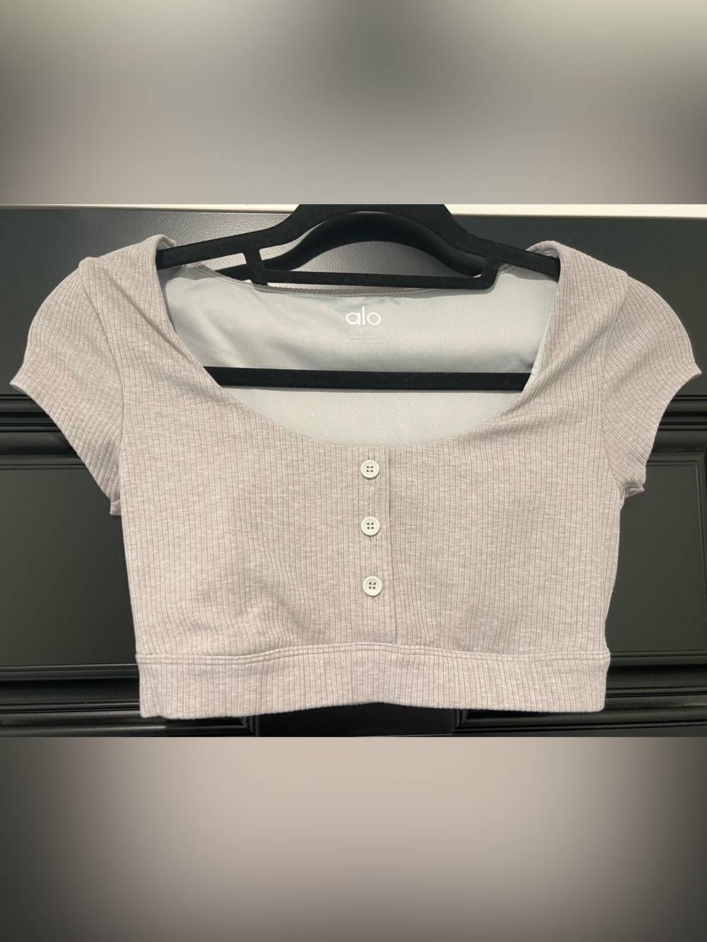 Alo Yoga Ribbed Henley Crop Top